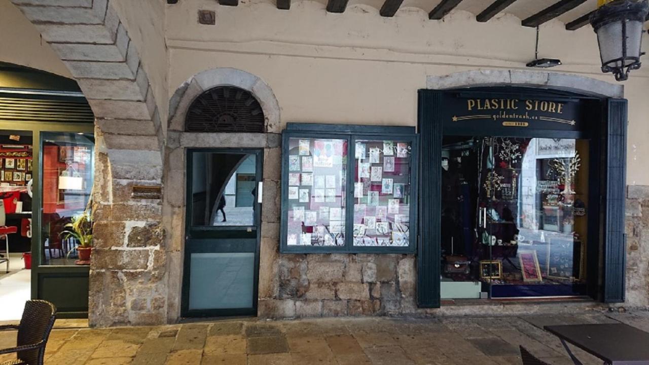 Bravissimo Plaça del Vi, Authentic Historic Apartment Gérone Extérieur photo